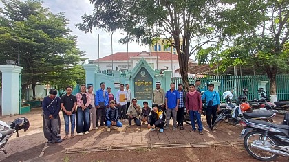 Members of PLCN in Preah Vihear submitted a report about the incident to the provincial department of the Environment Ministry in Preah Vihear province on 29 July 2026. Photo from Prey Lang Community Network Facebook page.